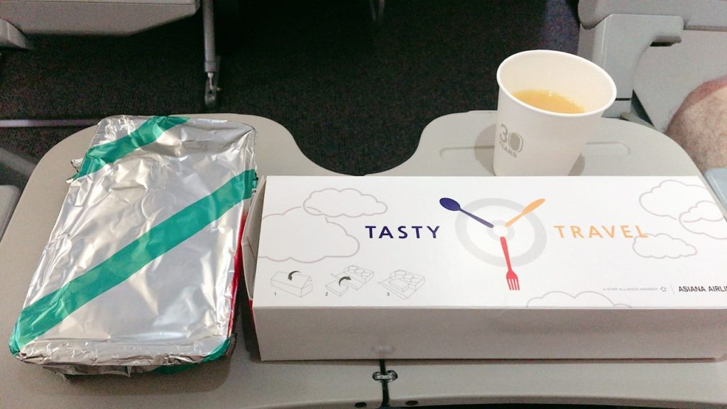 アシアナ空港 成田 仁川 機内食 昼