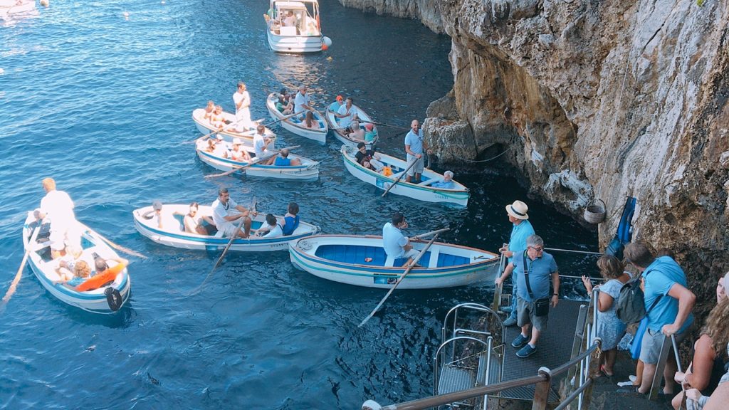 イタリア カプリ島 青の洞窟