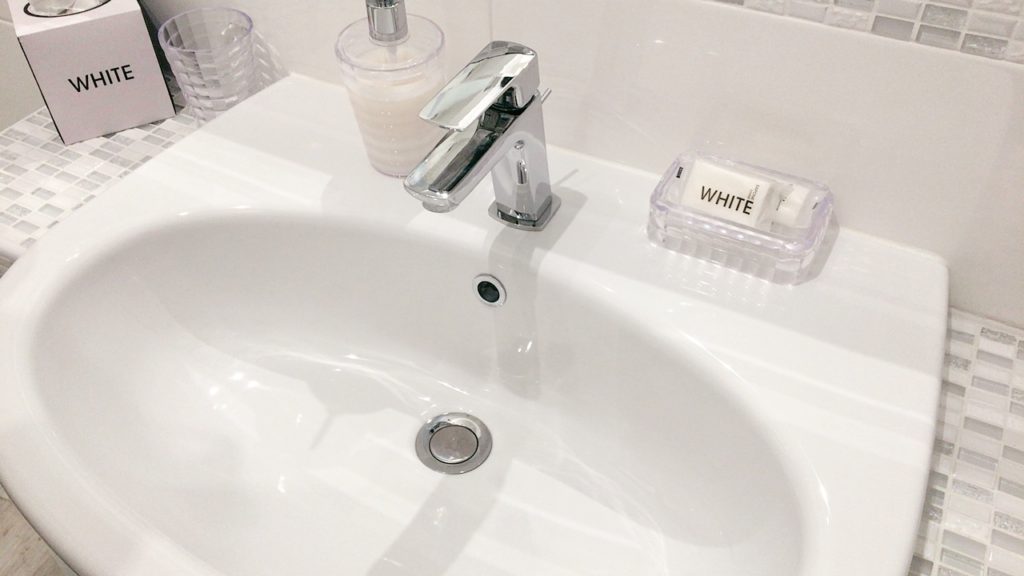 フィウミチーノ albis アルビス 洗面台