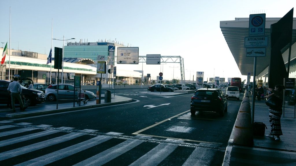 ローマ 空港 お迎え Albis アルビス
