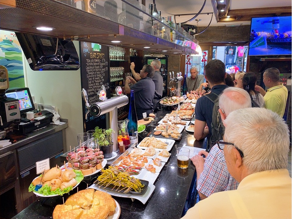 サンセバスティアン バル バル巡り 旧市街 バー スポーツ