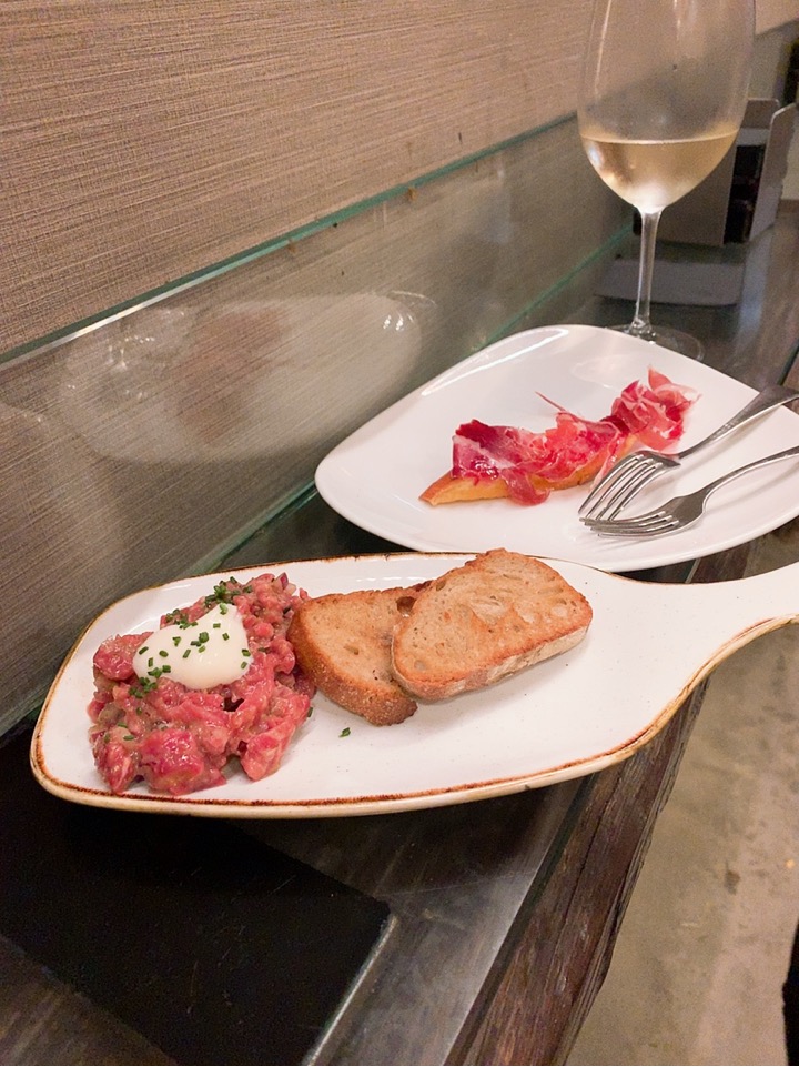 サンセバスチャン バル バル巡り 旧市街 sirimiri マグロのタルタル